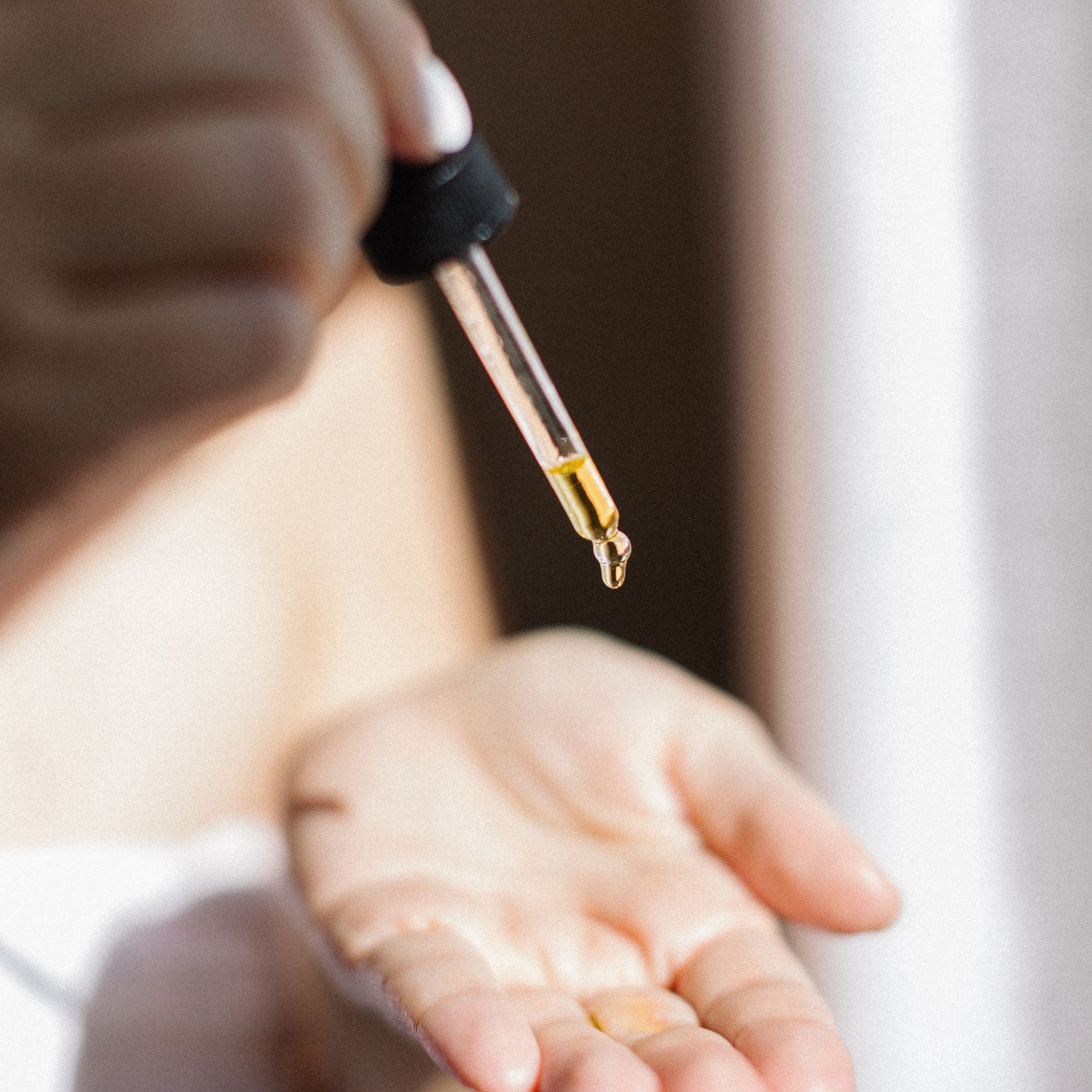Why Skincare Experts Swear By Vitamin C (And You Should Too)